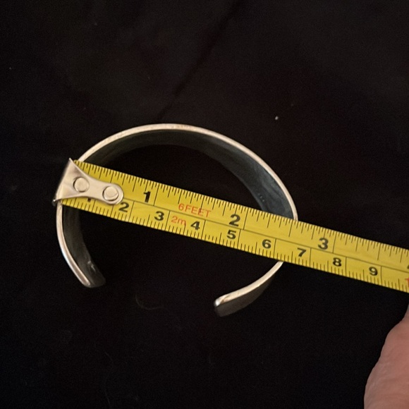 Chicos Live By Inspiration Cuff Silvertone - Picture 5 of 8